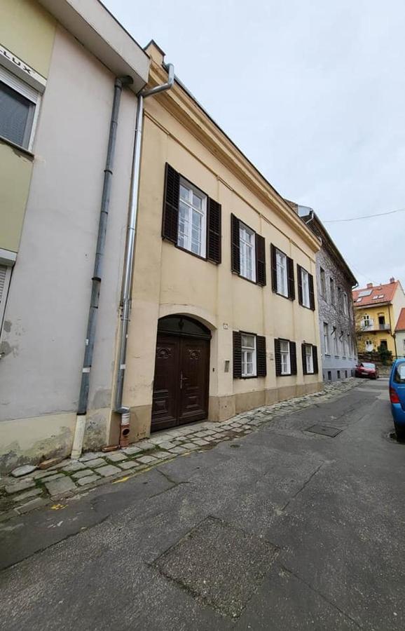 Downtown Romantic Székesfehérvár المظهر الخارجي الصورة
